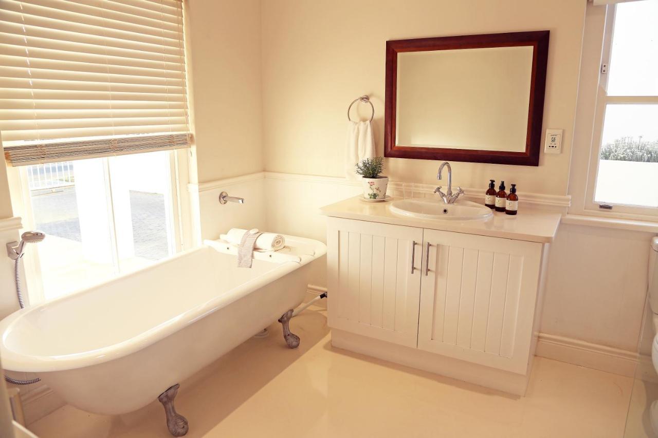 Shore'S Edge Luxury Oceanfront Home 허머너스 외부 사진