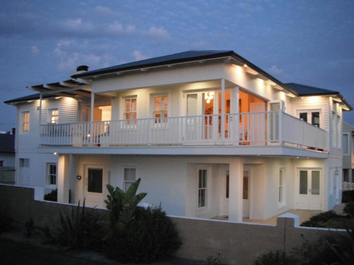 Shore'S Edge Luxury Oceanfront Home 허머너스 외부 사진